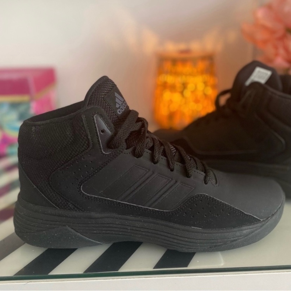 Adidas Cloudfoam Ilation Mid GS Size 6